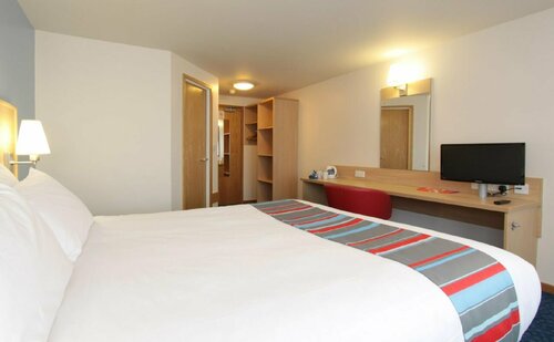 Travelodge Newbury Tot Hill, Забронировать Отель Ньюбери Беркшир