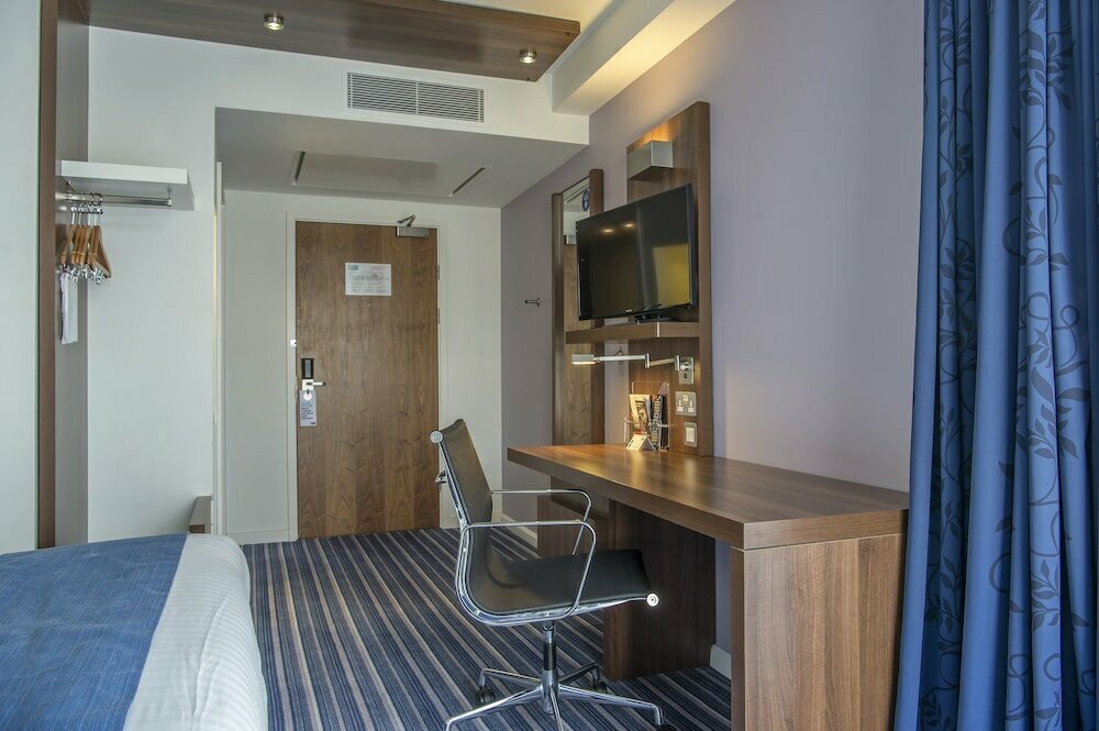 Holiday Inn Express