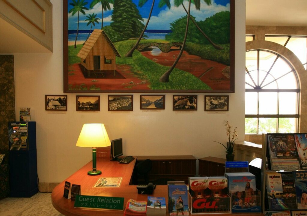 Holiday Resort And Spa