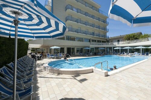 Hotel Miami, Забронировать Отель Отели Riviera Ovest 3 звезды, 3*