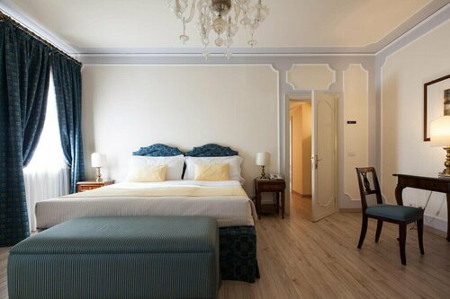 Hotel Relais Monaco, Забронировать Курортный отель Курортные отели Понцано-Венето, Курортный отель