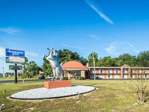 OYO Hotel Mustang Silver Spring FL, Забронировать Отель Отели штата Флориды с завтраком, Завтраки