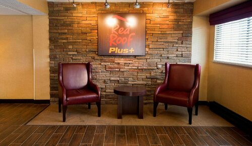 Red Roof Inn Naperville, Book Hotel Hoteller i Chicago med parkering, Parkering