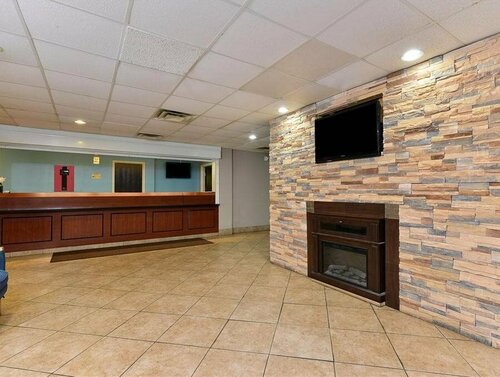 Wingate by Wyndham Louisville Airport Expo Center, Забронировать Отель Луисвилл Louisville Metropolitan Area