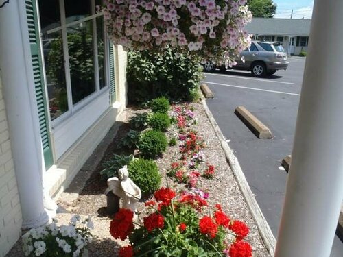 Glass House Inn Erie Near I-90 & I-79, Buchen Sie Gasthaus Mini-Hotels in Erie, Gasthaus