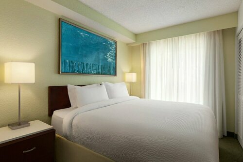 SpringHill Suites Boca Raton, Rezerwuj Hotel Hotele w Palm Beach County z basenem, Basen