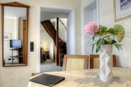 Aparthotel Seeschlösschen, Забронировать Апарт-отель Бизнес-отели Цинновиц, 4* 5*