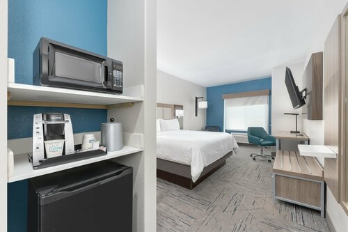 Holiday Inn Express and Suites Granbury by IHG, Забронировать Отель Гранбери Dallas - Fort Worth Metropolitan Area