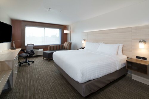 Holiday Inn Express Hotel & Suites Grand Blanc, Buchen Sie Hotel Grand Blanc Michigan