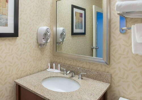 Hawthorn Extended Stay by Wyndham Ellsworth Bar Harbor, 预订 酒店 埃尔斯沃思 缅因州