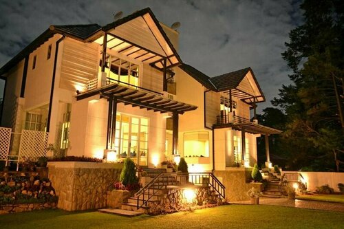 Unique Cottages, Забронировать Гостевой дом Отели Нувара-Элия с парковкой, рядом с Single Tree Hill, Парковка