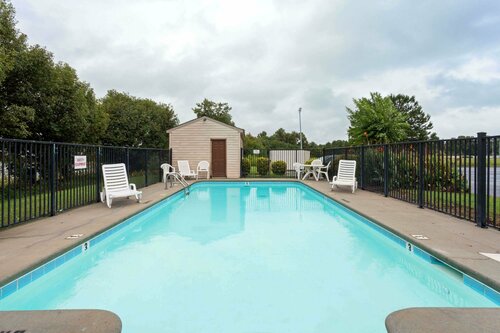 Days Inn - Clinton, NC, จอง มินิโฮเทล Clinton นอร์ทแคโรไลนา