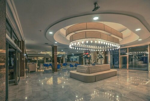 Jasmine Court Hotel, Забронировать Отель Отели Гирне с парковкой, Парковка