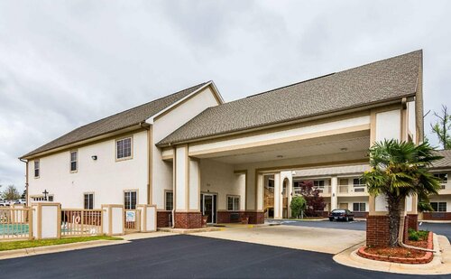 Econo Lodge Inn & Suites Bryant, Book Hotel Bryant 
