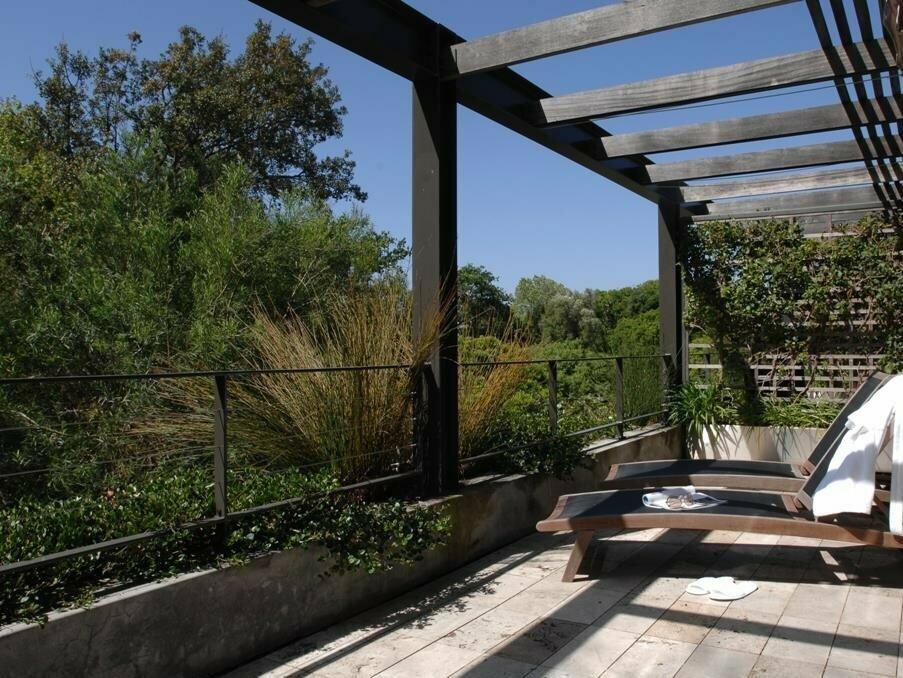 Vineyard Hotel