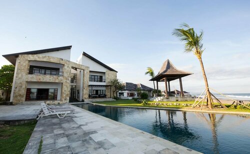 Suarti Resort Villas & Gallery, Rezerwuj Ośrodek wypoczynkowy Hotele w Bali z Basenem, Basen