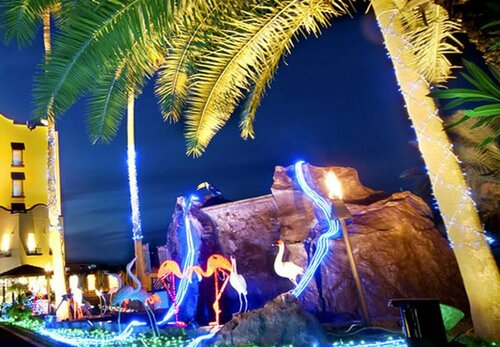 Hotel Chapel Coconuts -Adults Only, Забронировать Отель Отели префектуры Осаки с парковкой, Парковка