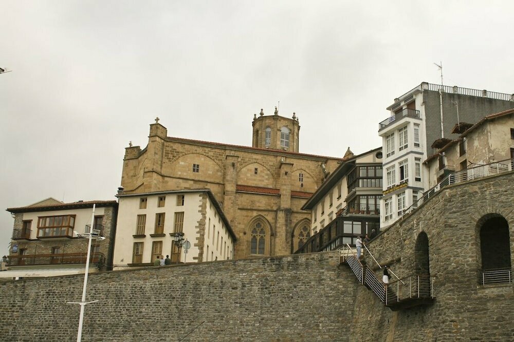Hotel Itxas Gain Getaria