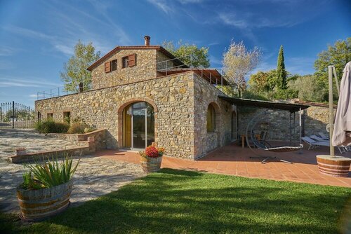Borgo Casa al Vento, Book Landbrugsophold Hoteller i Chianti med pool, Swimmingpool