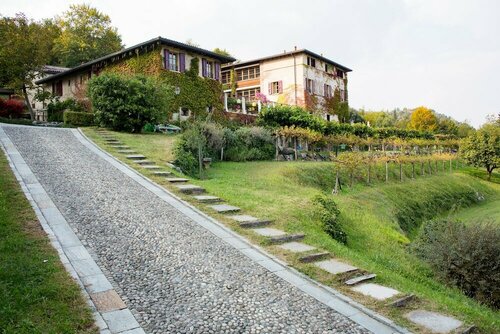 Villa Arcadio Hotel & Restaurant, Забронировать Отель Брешиа Ломбардия