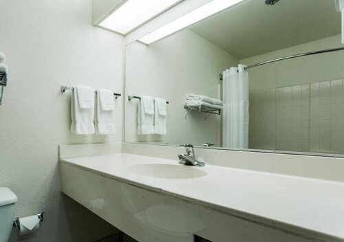 Comfort Inn Fresno, Book Hotel Fresno Californien