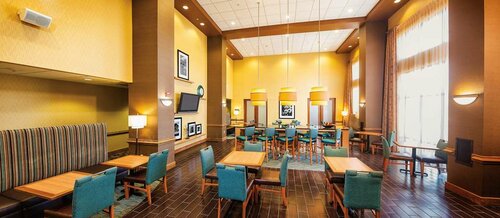 Hampton Inn & Suites Chesapeake-Square Mall, Prenota Hotel Chesapeake Virginia