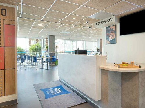 Ibis Budget Marseille L'estaque, Book Hotel La Corniche - Stade Vélodrome Carros
