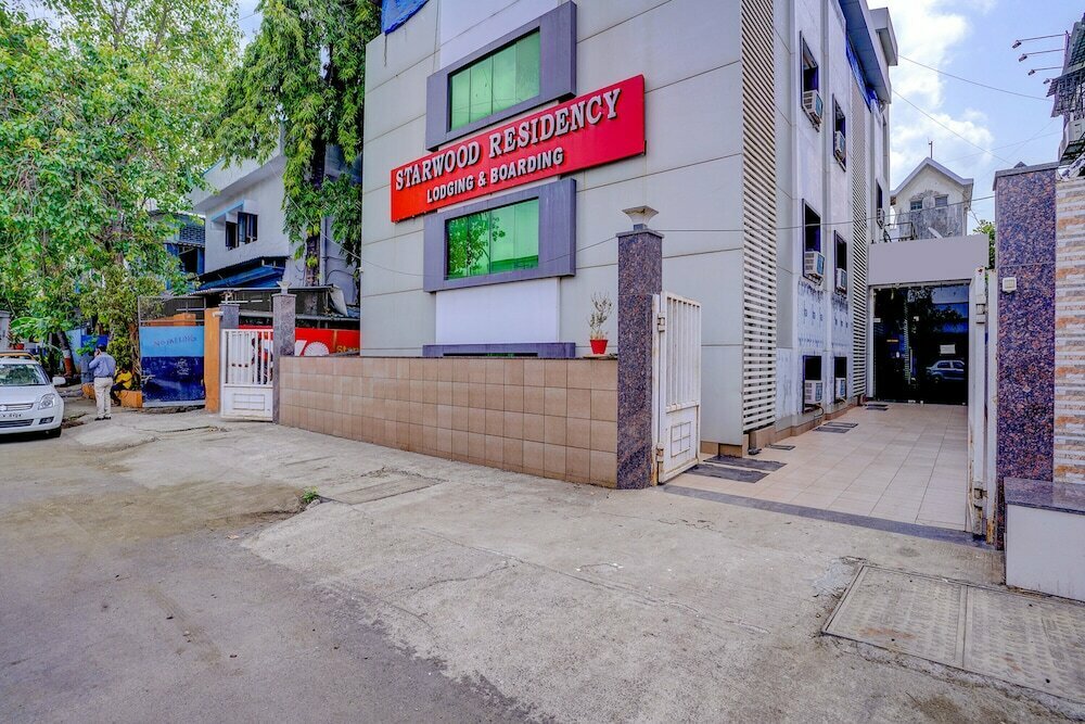 Oyo Flagship 19748 Starwood Residency
