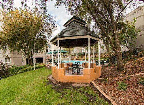 City Lodge Hotel Pinelands, Забронировать Отель Отели Кейптауна с завтраком, Завтраки