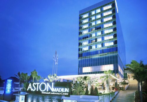 Aston Madiun Hotel & Conference Center, Reserva ahora Hotel Hoteles en Madiun con aparcamiento, Aparcamiento