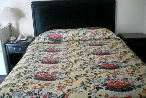 Wayfare Motel, Prenota Motel Hotel a Ontario con parcheggio, Parcheggio