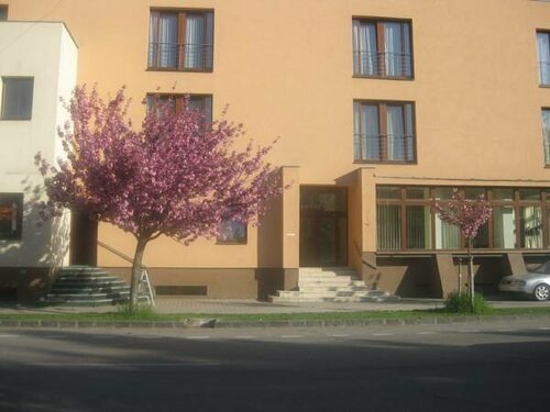 Hotel Oko, Забронировать Отель Отели Нитры с парковкой, Парковка
