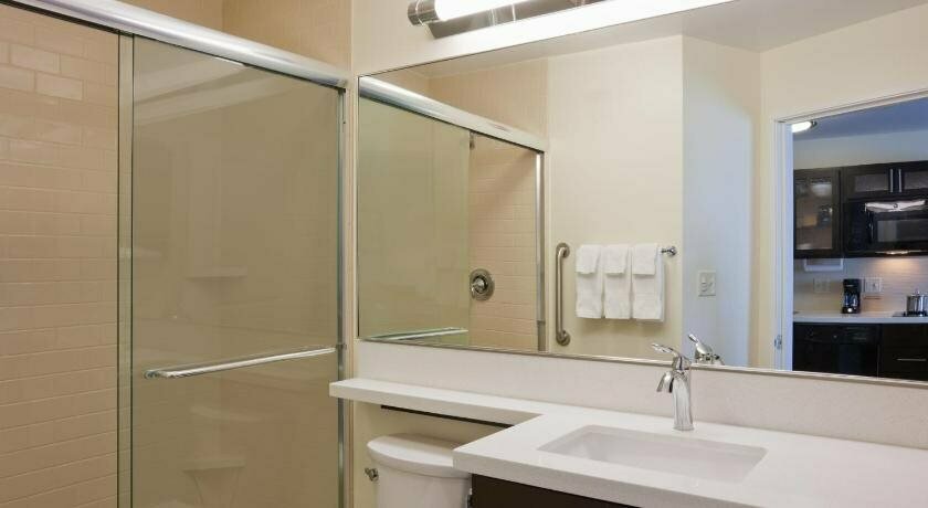 Candlewood Suites