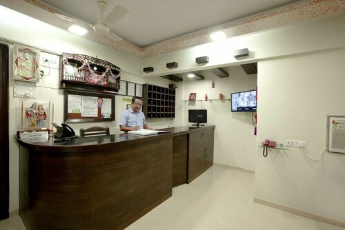 Hotel Surya Prakash, Забронировать Отель Отели штата Махараштры 3 звезды, 3*