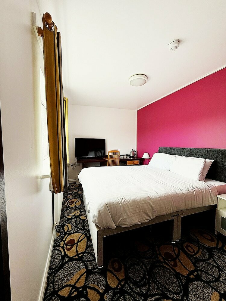 Premier Hotel