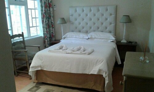 The Whitehouse Bed and Breakfast, Забронировать Отель «постель и завтрак» Отели Дурбана 3 звезды, 3*