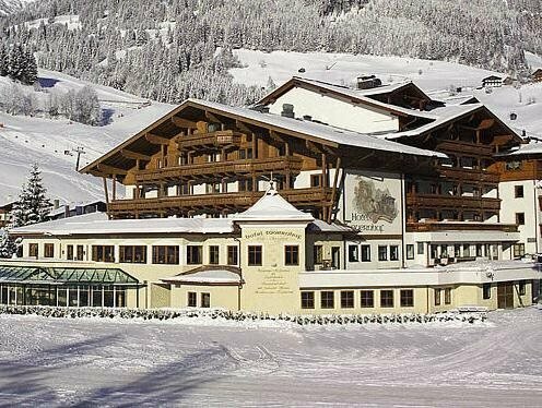 Hotel Tauernhof, Забронировать Отель Гросарль Grossarltal, рядом с Обзорная канатная дорога Гроссарльталь №1