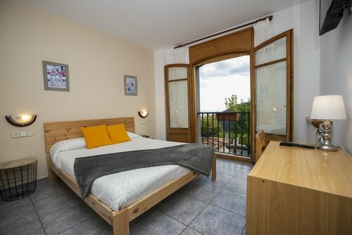 Hostal Restaurant Montserrat