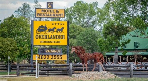 Overlander Homestead Motel, Rezervasyon Motel Roma Queensland