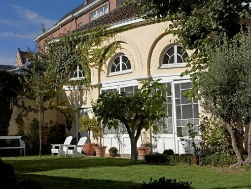 La Maison Zenasni, Забронировать Отель «постель и завтрак» Брюгге Западная Фландрия, рядом с Парк королевы Астрид