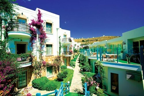 Отель Siesta Beach & Apart, Забронировать Отель Отели Гюмбет с питанием, рядом с Ветряные мельницы Бодрума, Пансион