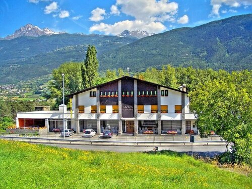 Hotel Sarre, Забронировать Отель СПА-отели Сарр, SPA-услуги