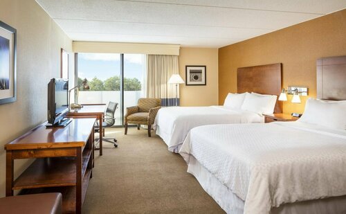Four Points by Sheraton Chicago O'Hare, Book Hotel Hoteller i Chicago med pool, Swimmingpool