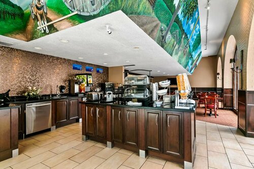 Best Western Downtown Sudbury, Prenota Hotel Hotel a Ontario con piscina, Piscina