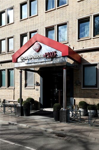 Best Western Plus Hotel St. Raphael, Забронировать Отель Отели Гамбурга с парковкой, рядом с Центральный автобусный вокзал Гамбурга, Парковка
