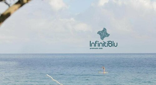 Apartments Infiniti Blu