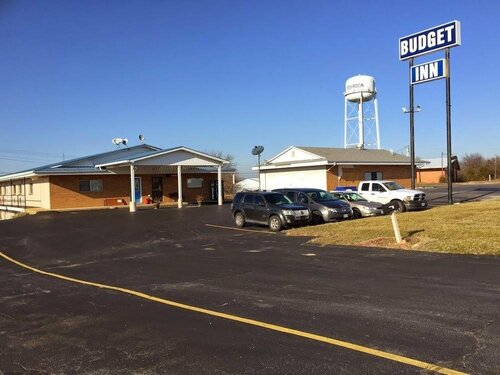 Budget Inn Motel, Rezerwuj Motel Hotele w Ozark z parkingiem, Parking