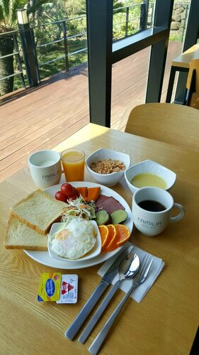 Familia Hotel Jeju, Забронировать Отель Отели Согвипхо с парковкой, Парковка