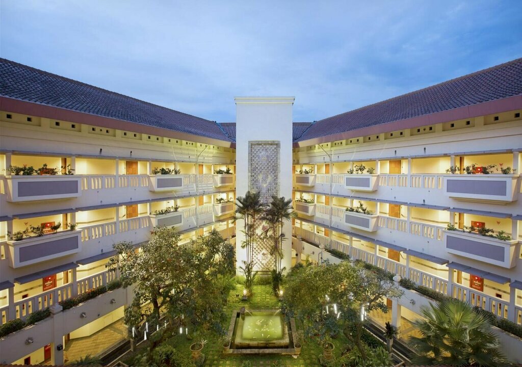 Puri KIIC Golf View Hotel