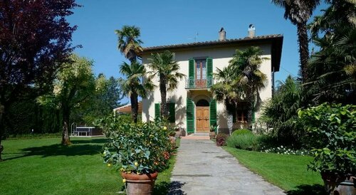 Villa Le Facezie B&B, Забронировать Отель «постель и завтрак» Террануова-Браччолини Valdarno